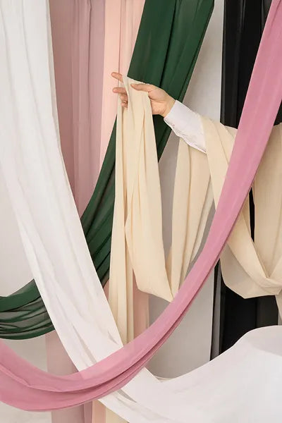 Bordløber i sart lyserød chiffon 0.48 x 5 m