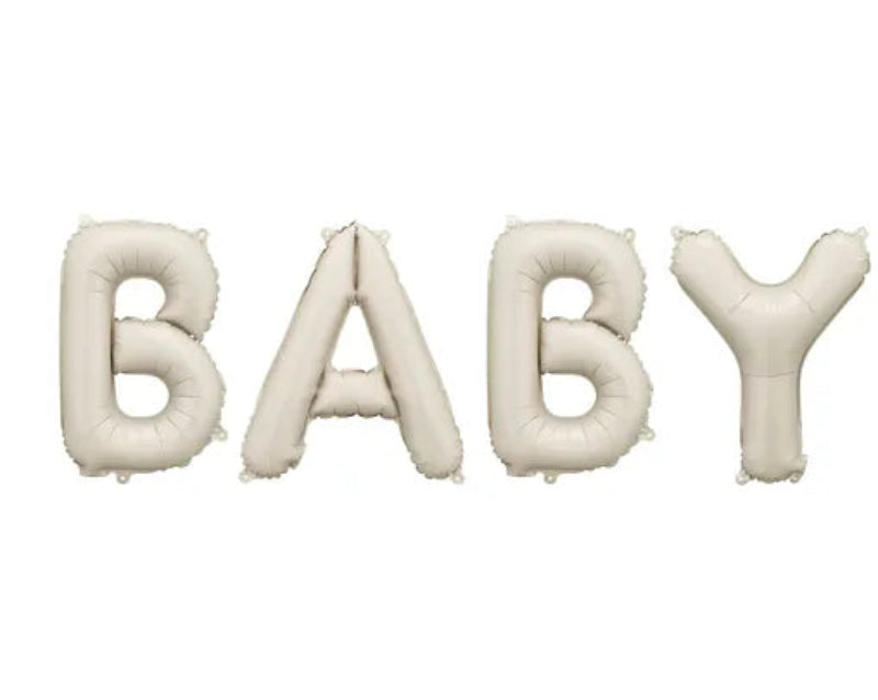 Folieballon med teksten “Baby” i mat beige, 140 x 43 cm før oppustning. Luftballon med sugerør. Genanvendelig pynt til baby shower, dåb og velkomstfest.