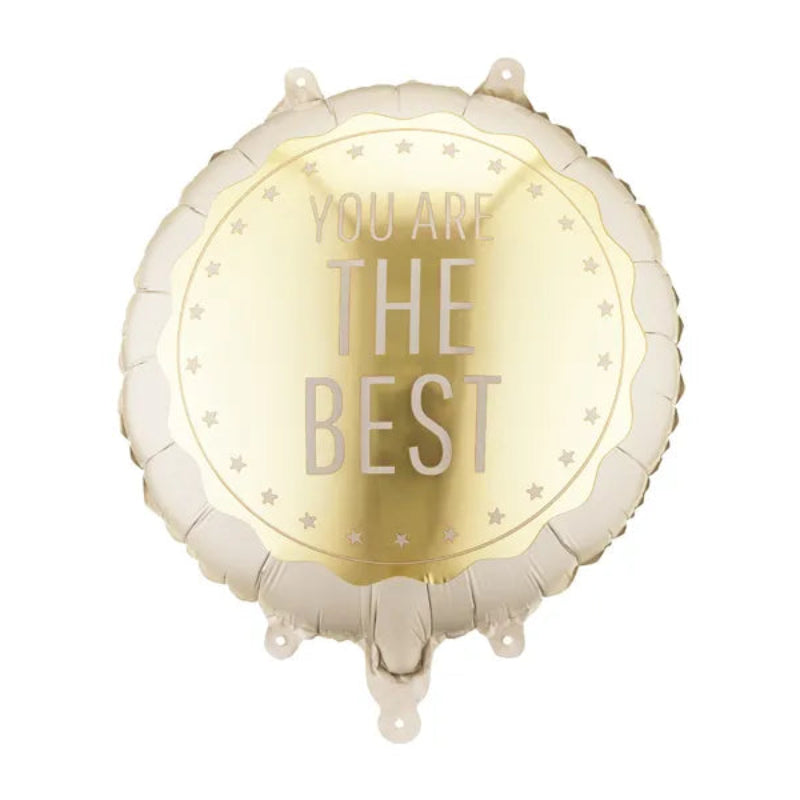 Elegant rund folieballon med teksten “You Are The Best” i beige med guldprint. Størrelse ca. 35 cm. Kan fyldes med luft eller helium. Perfekt til fødselsdag, jubilæum eller som en sød overraskelse.