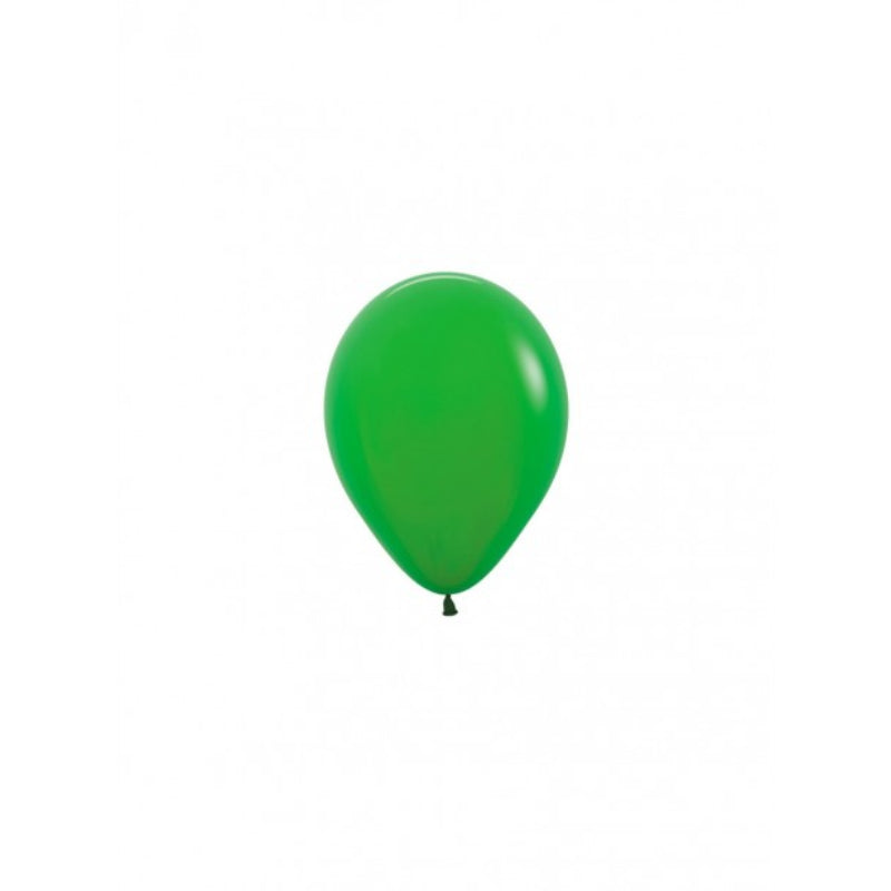 Shamrock Green balloner 12 cm – 50 stk.
Små latexballoner i Shamrock Green fra Sempertex. 100% naturlatex og bionedbrydelige. Fyldes med luft – ikke egnet til helium.