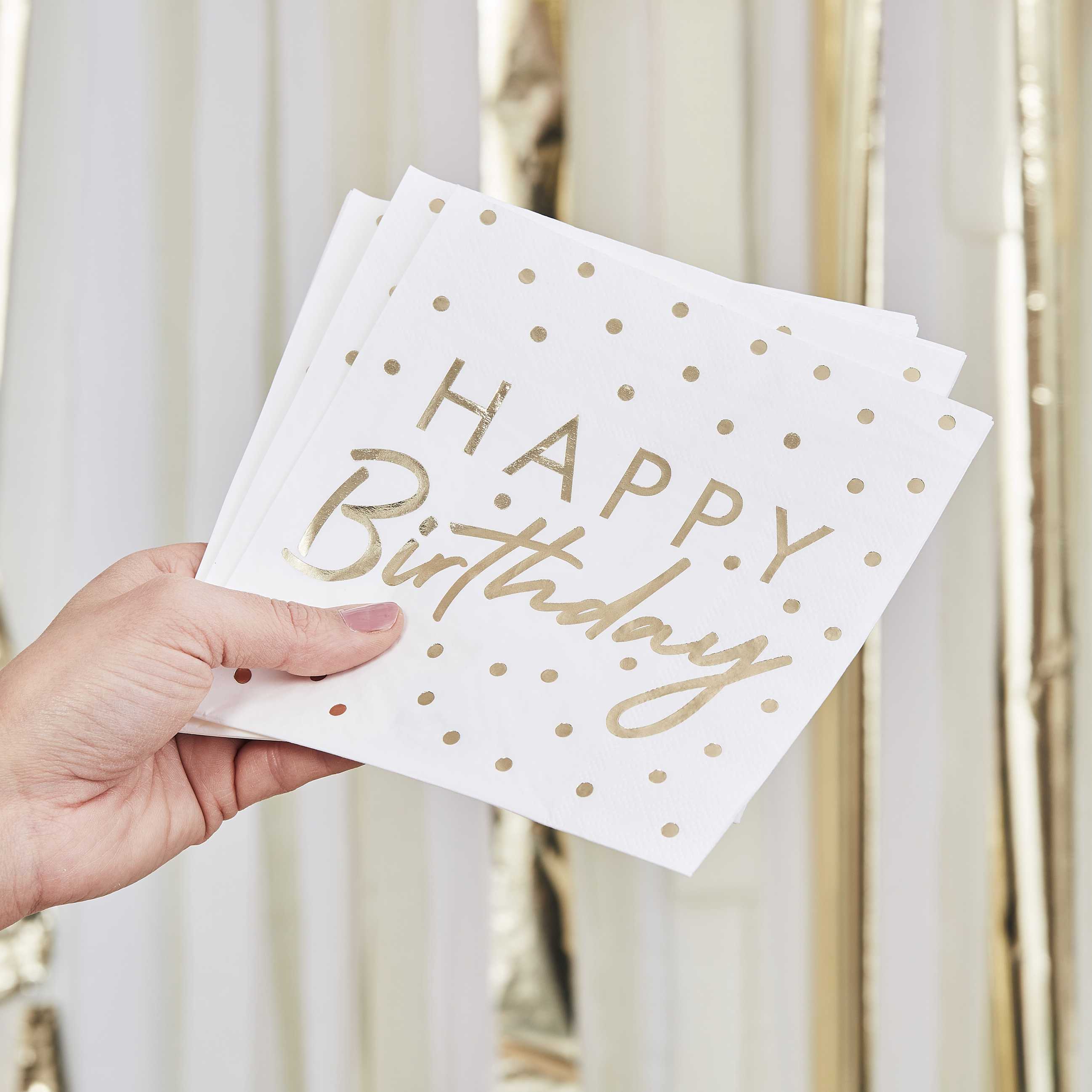 Hvide Happy Birthday servietter med guld skrift og guldprikker